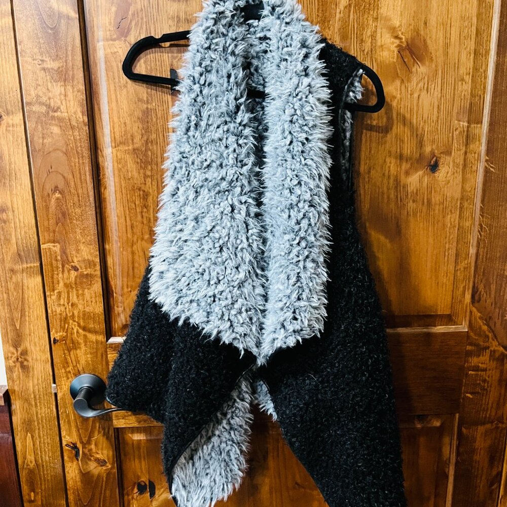 Black Gray Boho Western Vest Size Small